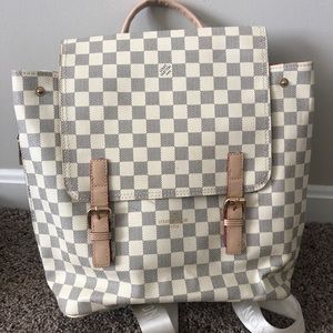 Non authentic LV bag